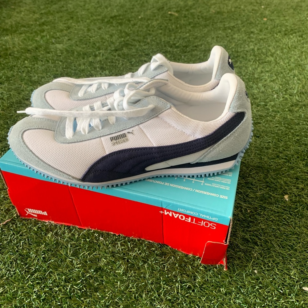 woman's running shoes